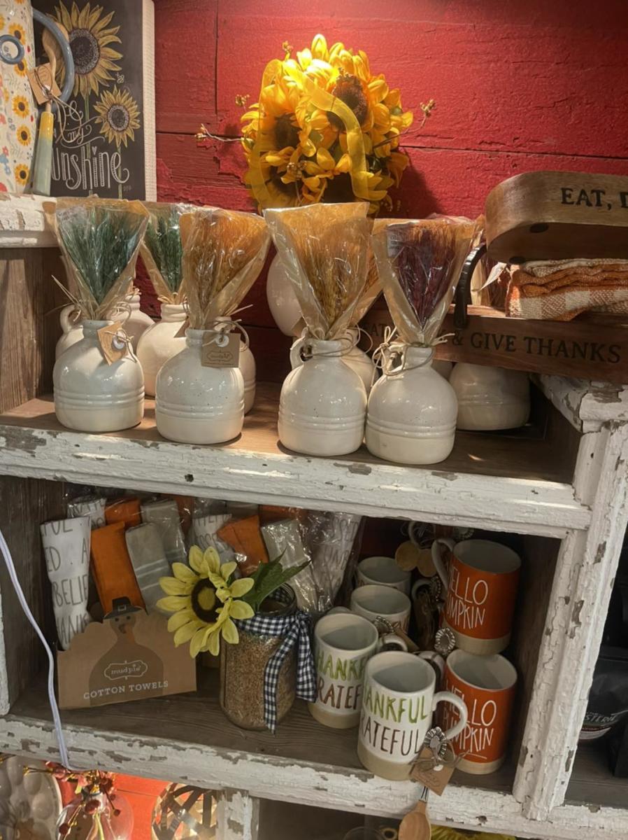 The Knox Cocktail Lounge Topeka KS, 66603