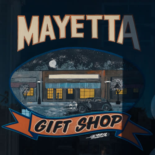 Mayetta Outlet and Gift Shop Mayetta KS, 66509