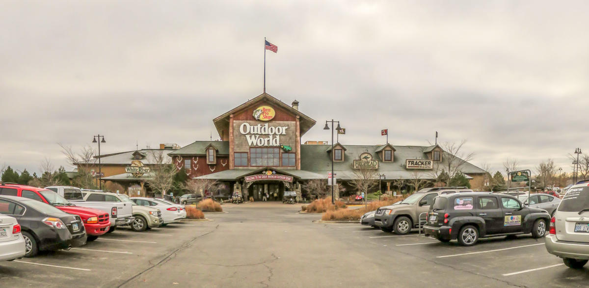 Bass Pro Shops Outdoor World Olathe KS, 66061