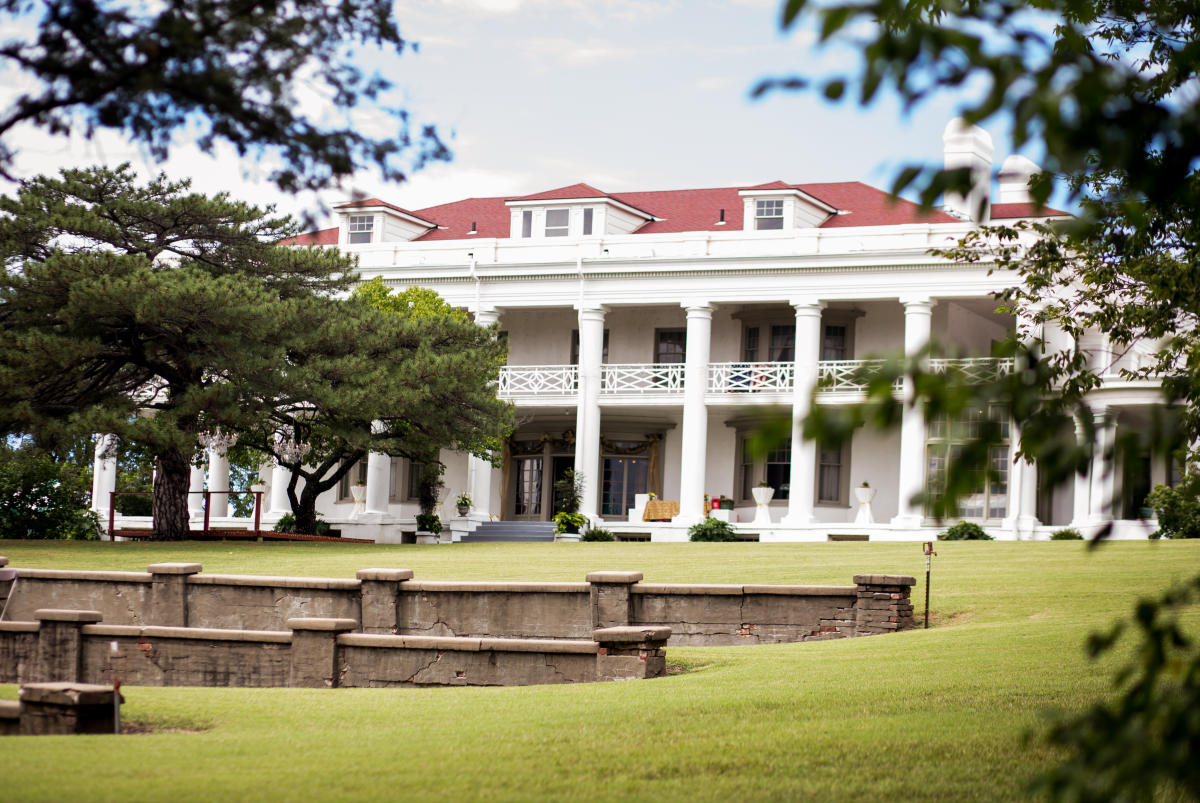 Brown Mansion Coffeyville KS, 67337