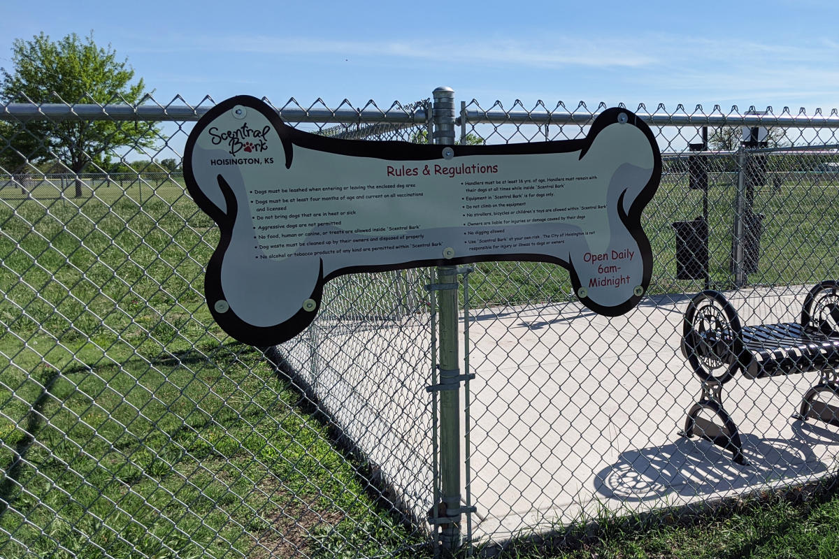 Scentral Bark Dog Park Hoisington KS, 67544