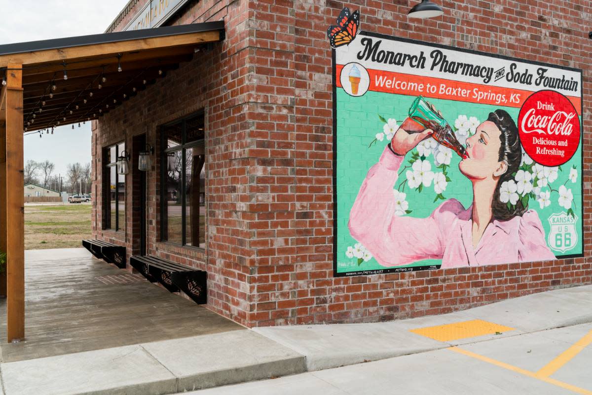 Monarch Pharmacy Murals Baxter Springs KS, 66713