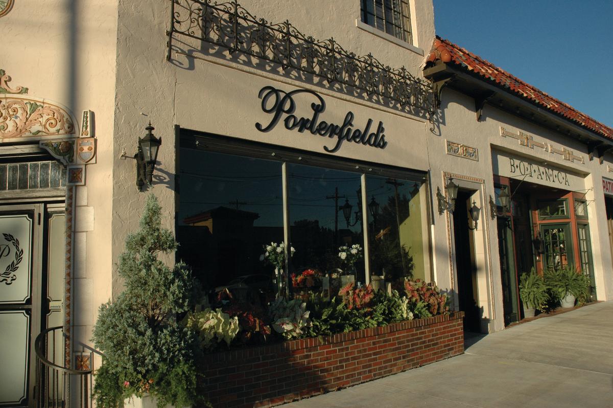 Porterfield's Flowers & Gifts