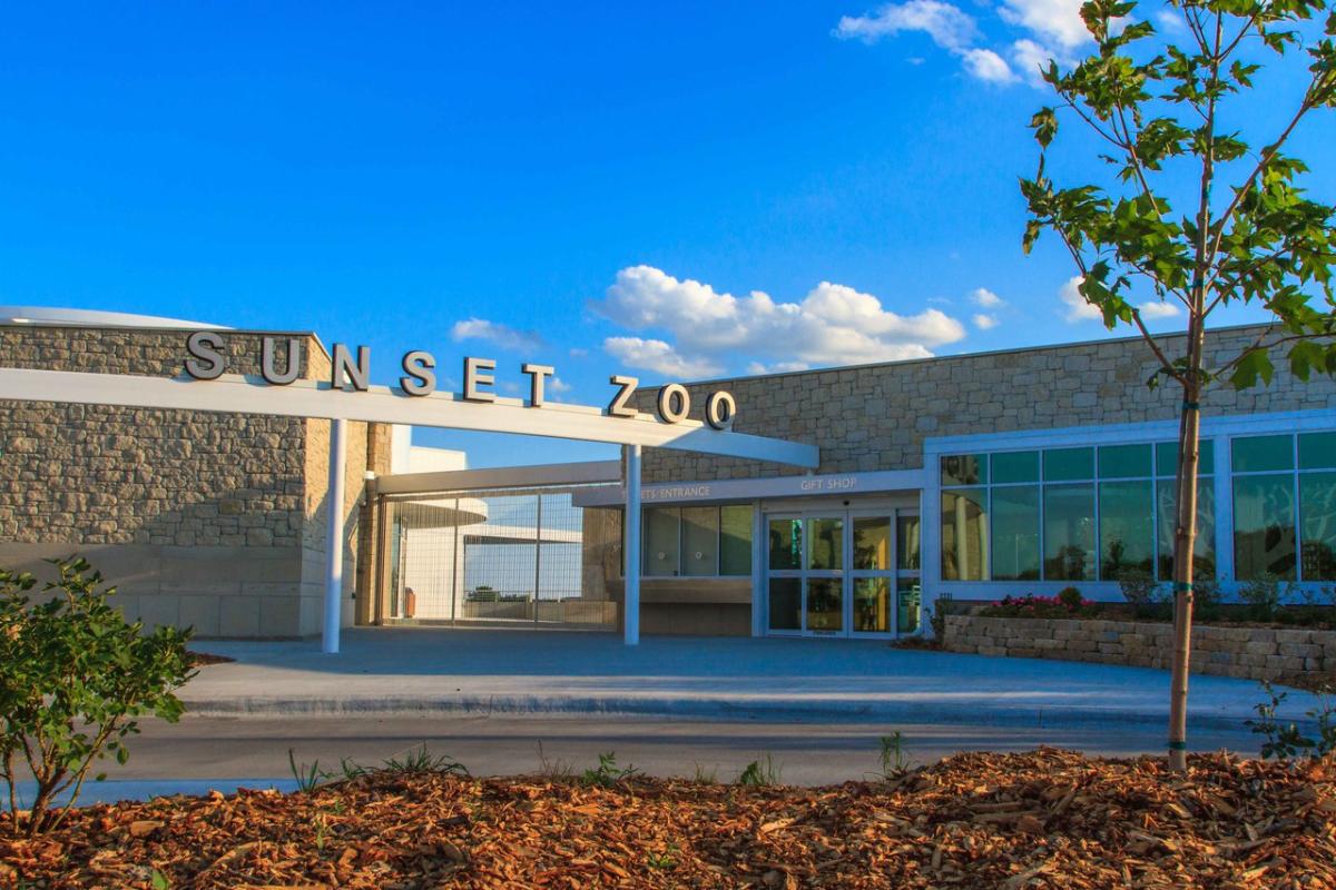 Sunset Zoo Manhattan KS, 66502