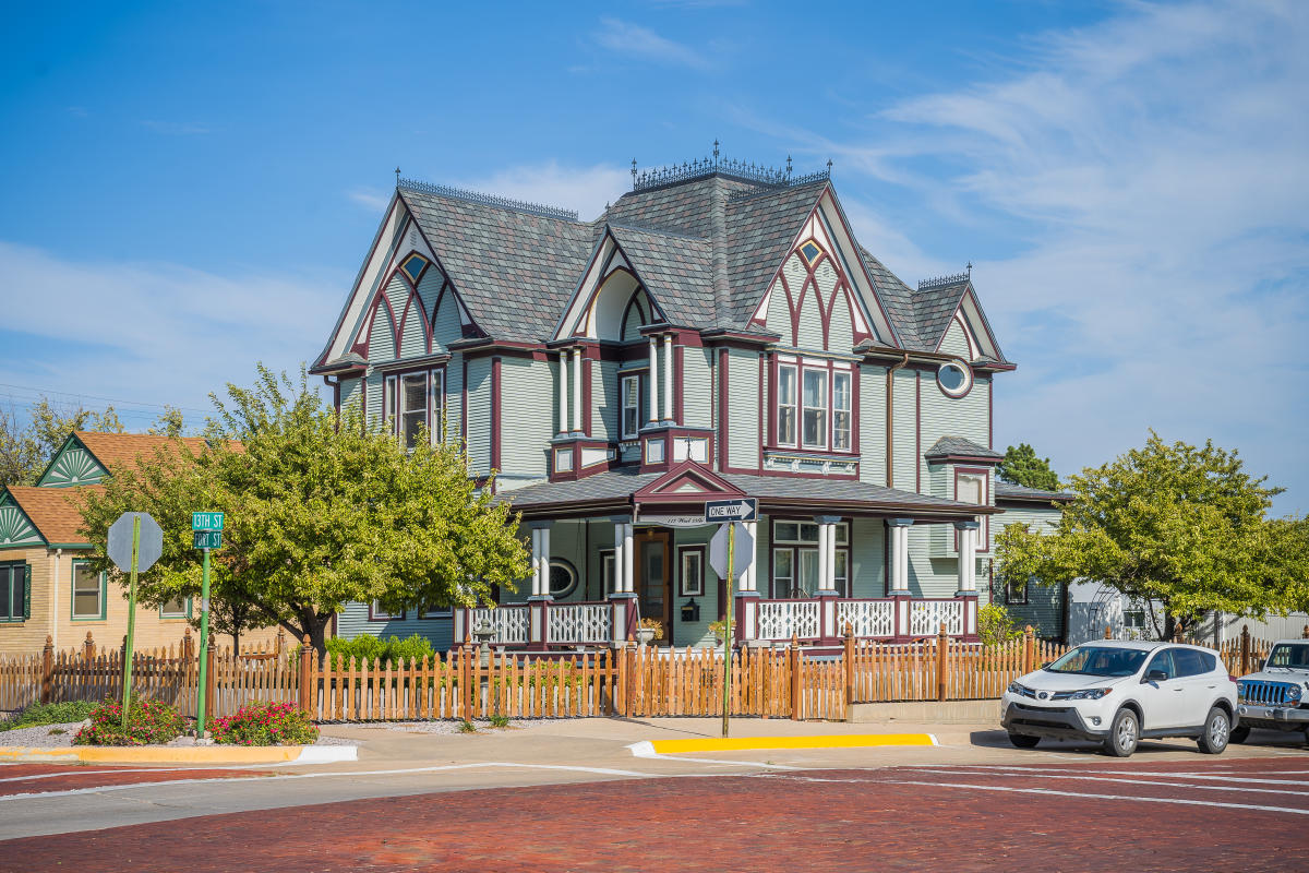 The Bissing House Hays KS, 67601