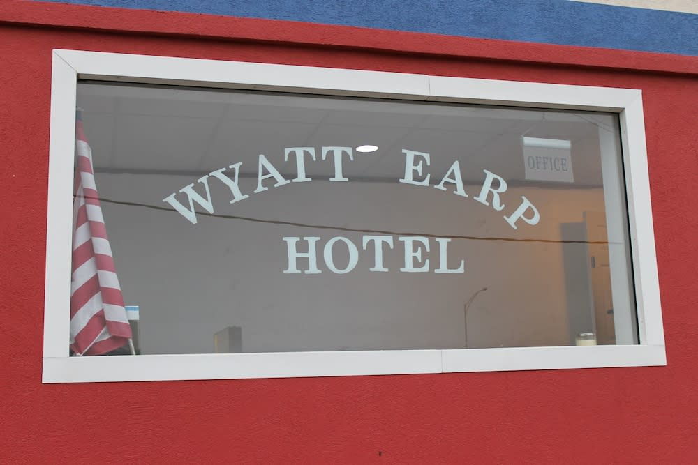 Wyatt Earp Hotel Dodge City KS, 67801