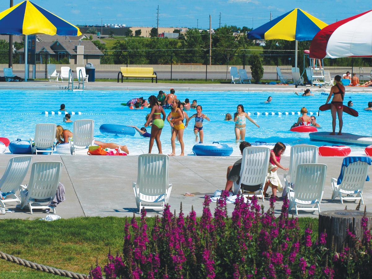 Jones Aquatic Center Emporia KS, 66801