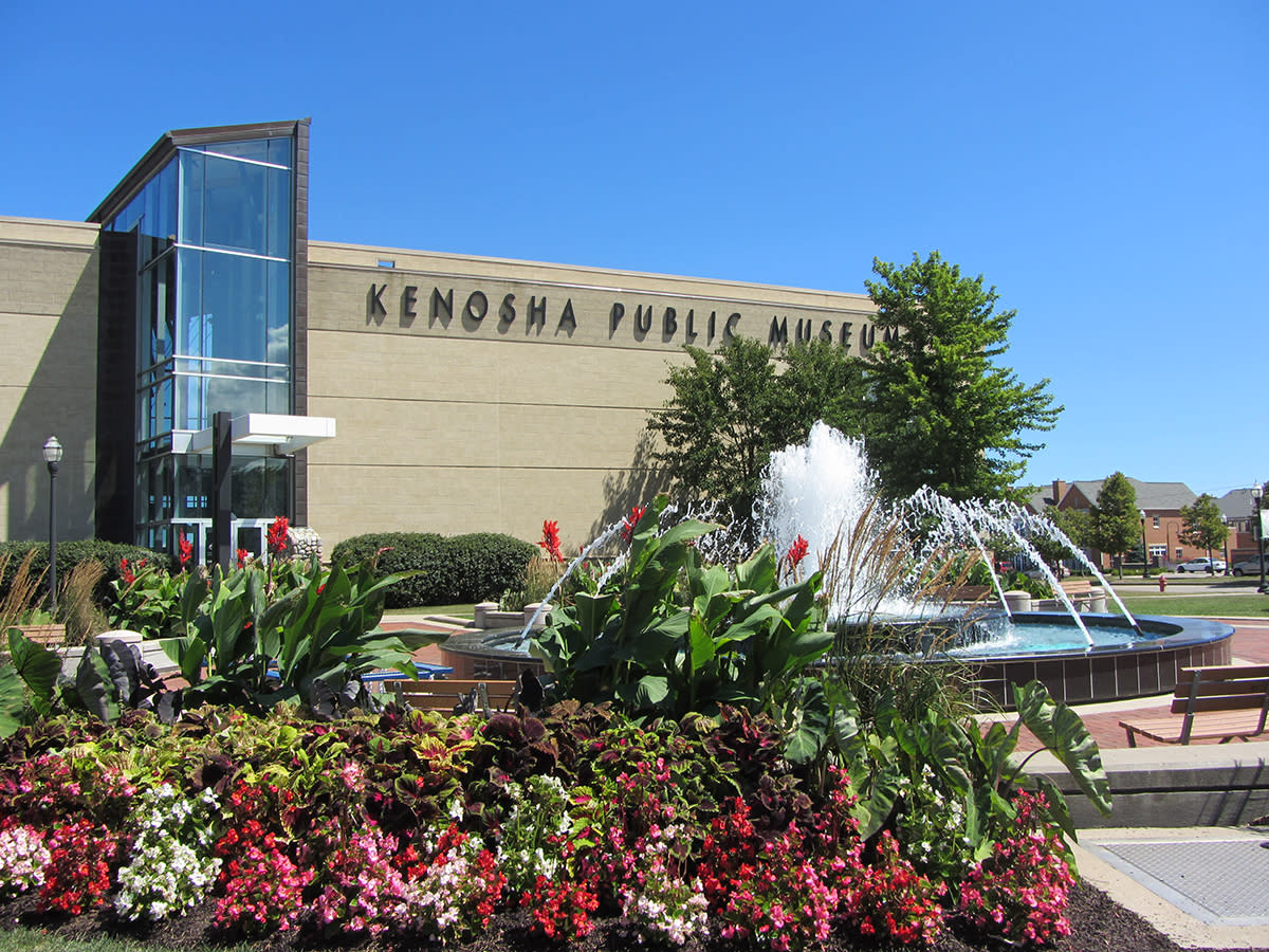 Kenosha Public Museum Gift Shop Kenosha, WI