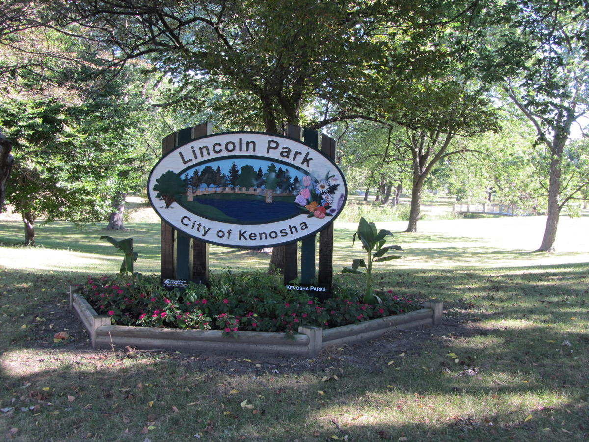 Kenosha Farmer Market Lincoln Park Kenosha, WI