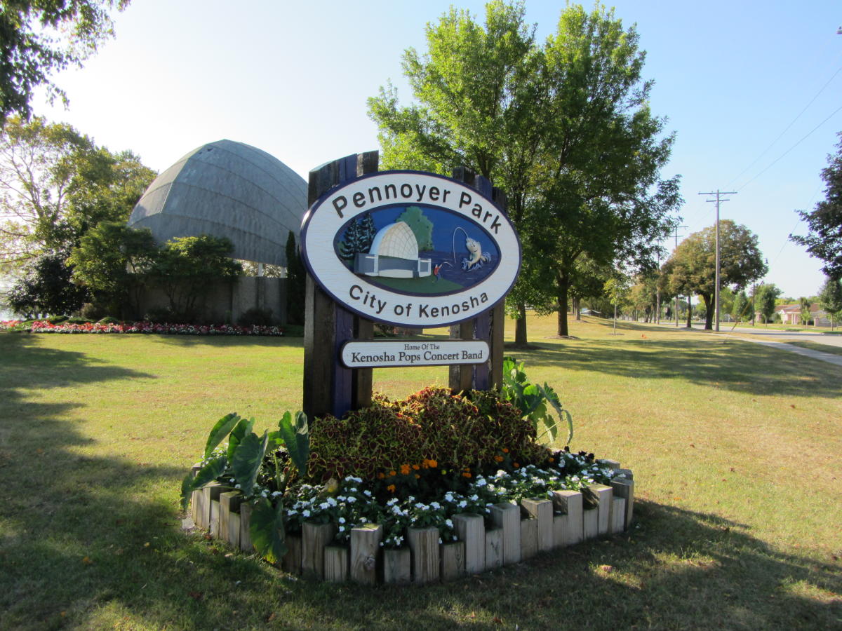 Kenosha Farmer Market Pennoyer Park Kenosha, WI