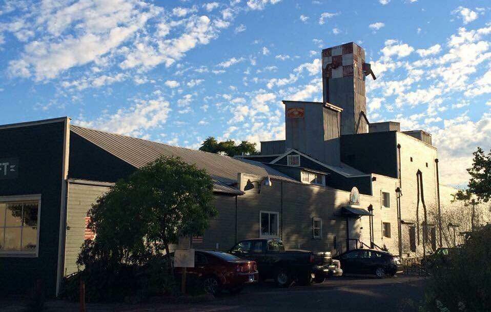 Down To Earth Home, Garden & Gift - Downtown Eugene