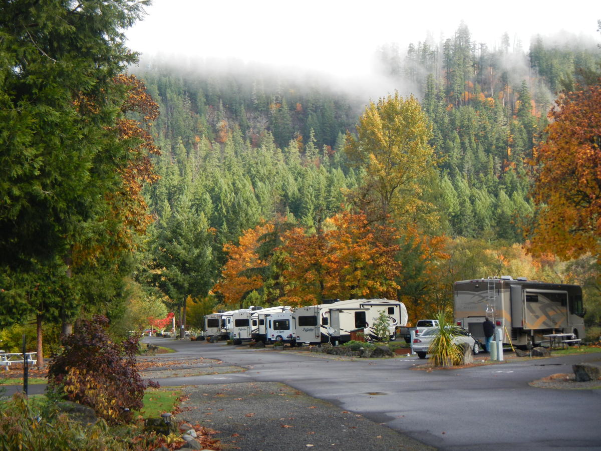 Casey's Riverside RV Park