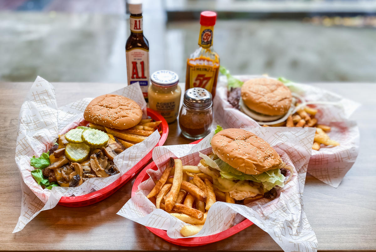 Sawyer's Downtown Bar and Grill Lexington, KY VisitLex