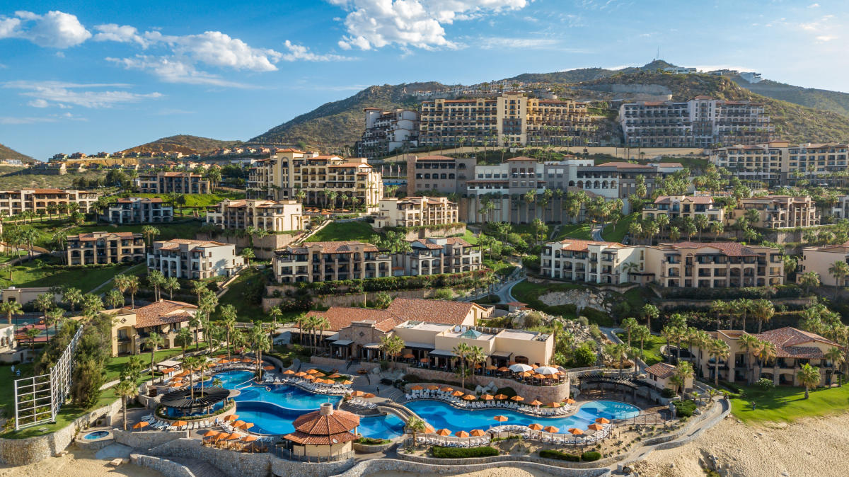 Pueblo Bonito Sunset Beach Golf & Spa Resort