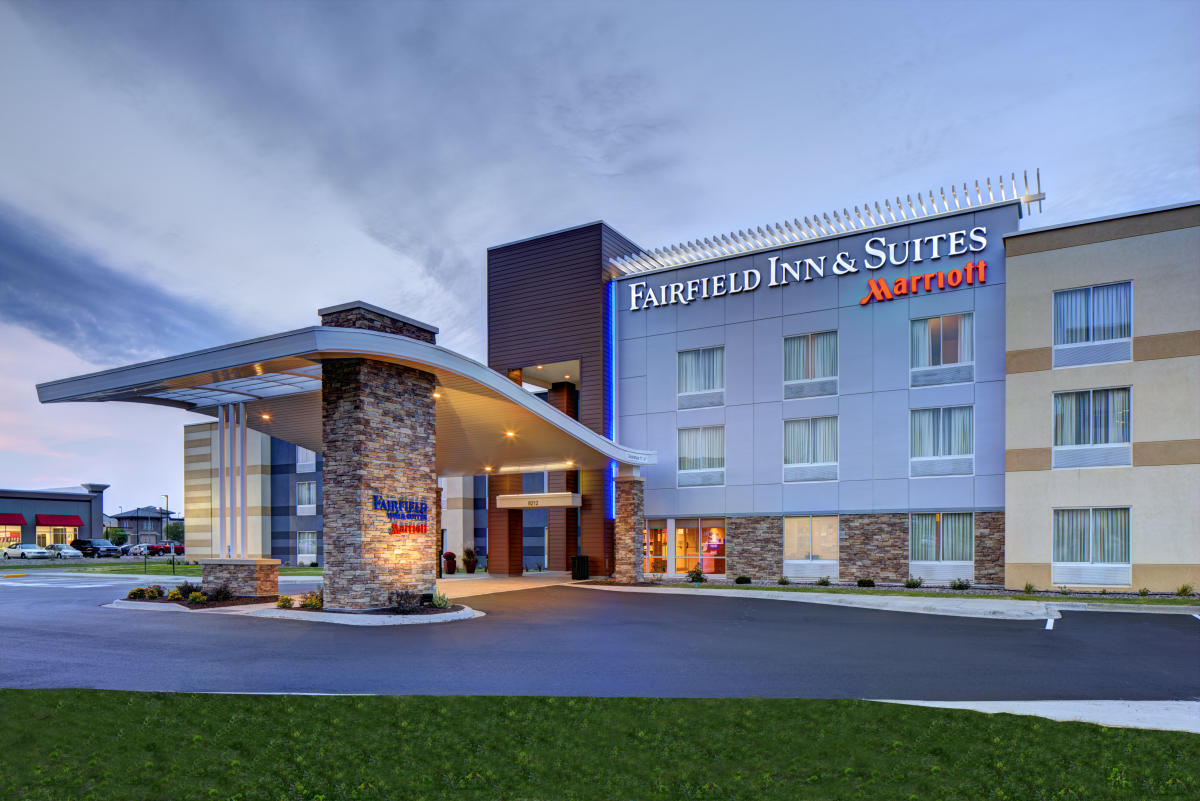 Fairfield Inn Suites Marriott Madison West