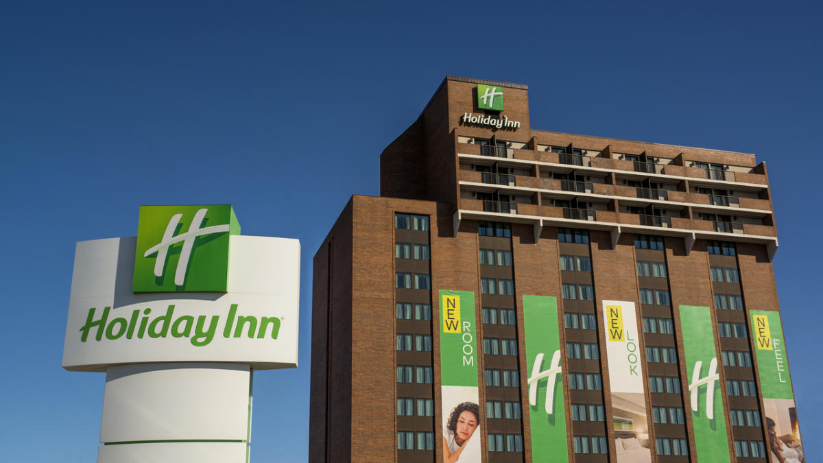 Holiday Inn Winnipeg Airport West