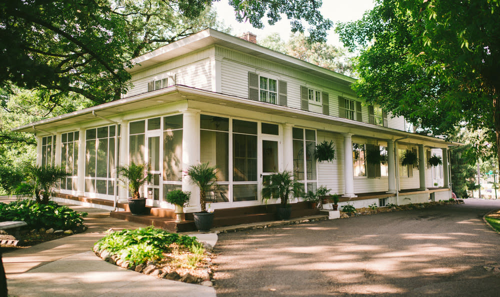 The Mad Hatter Restaurant & Tea House