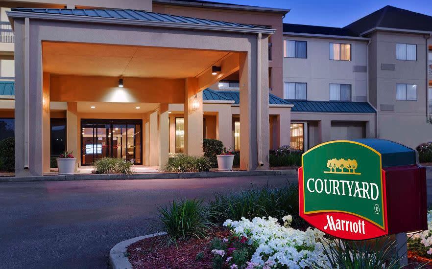 Courtyard by Marriott I-65: Park and Cruise Package | Mobile, AL 36609