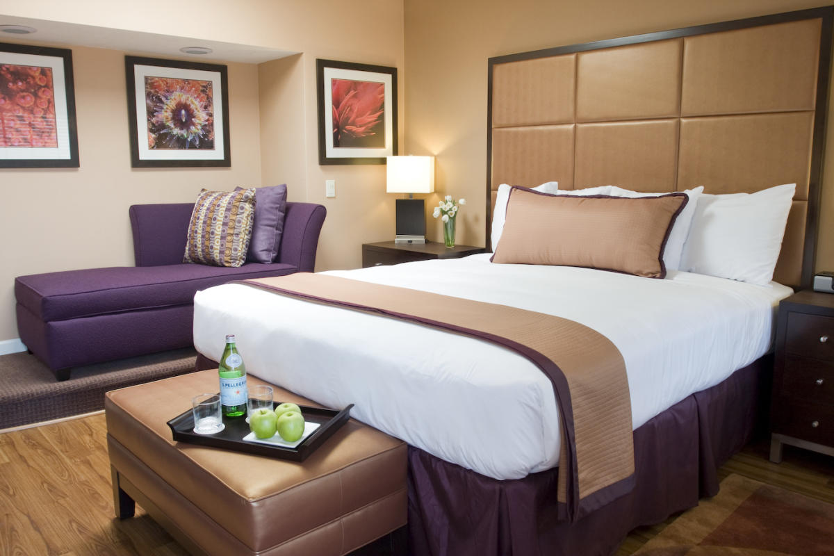 Mariposa Inn and Suites