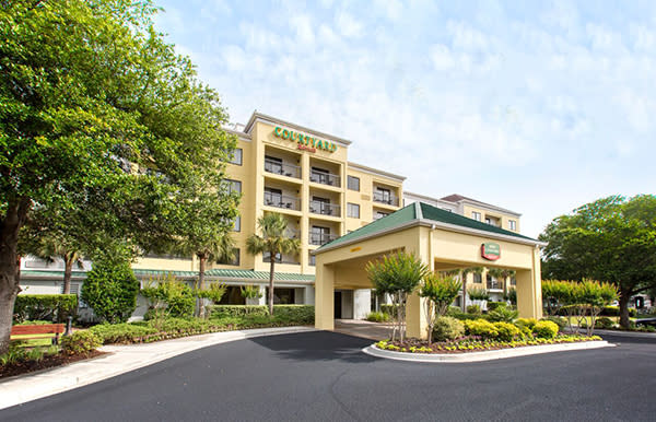 Courtyard By Marriott At Barefoot Landing