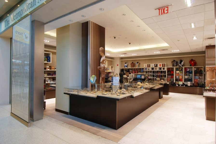 Metropolitan MuseumArt Store Newark, NJ 07114