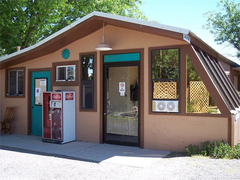 Mountain Valley Lodge & RV Park