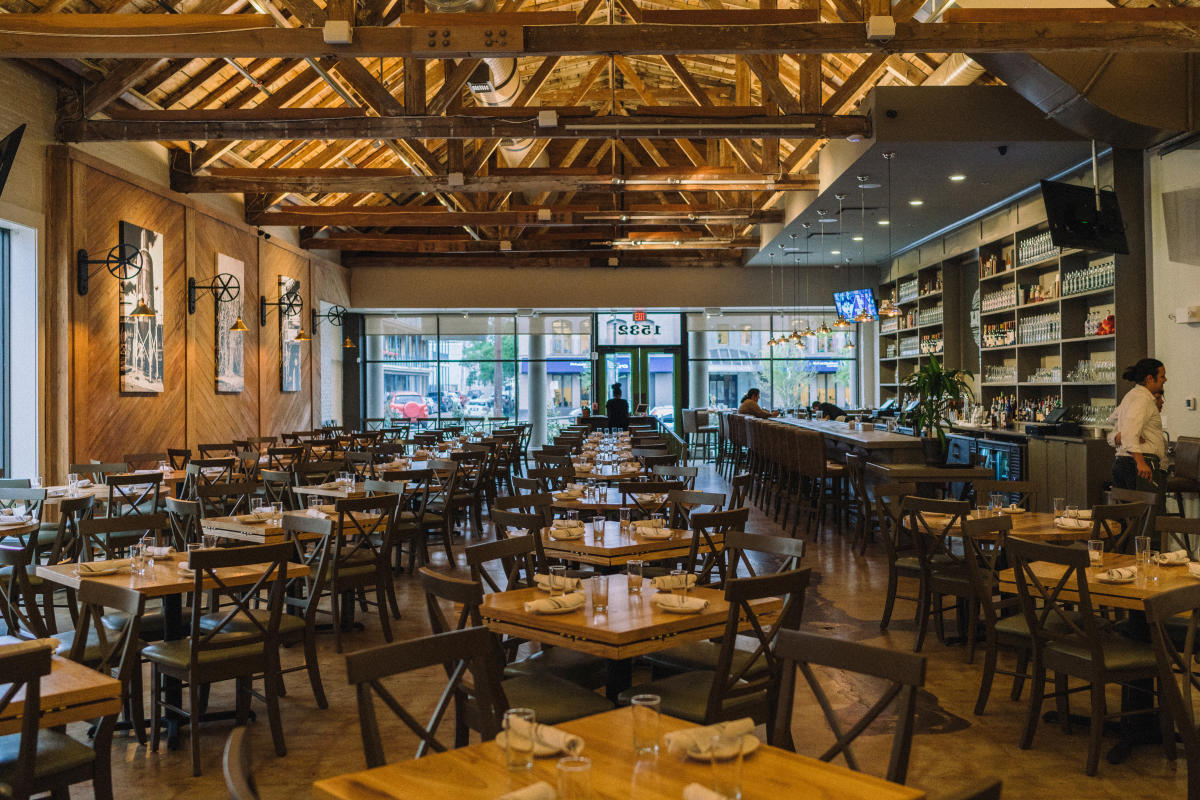 Lula Restaurant Distillery