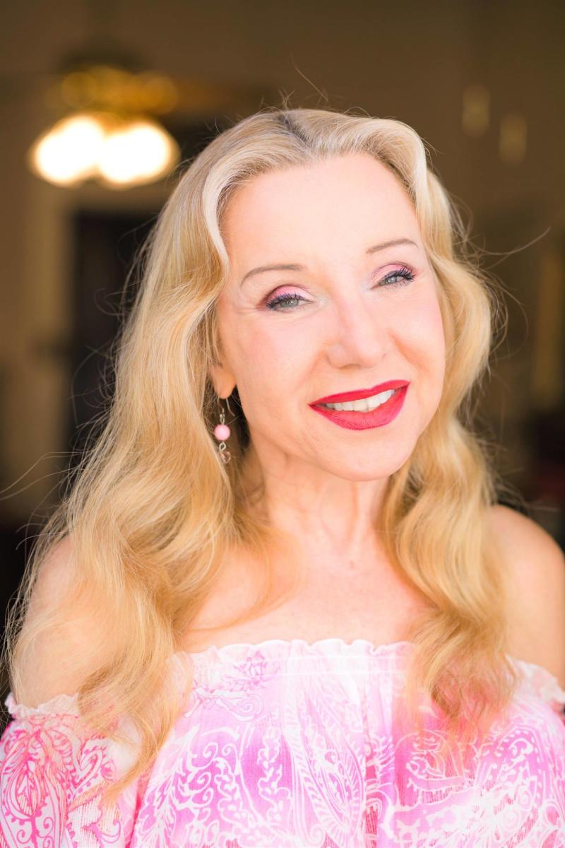New Orleans Psychic Medium Cari Roy