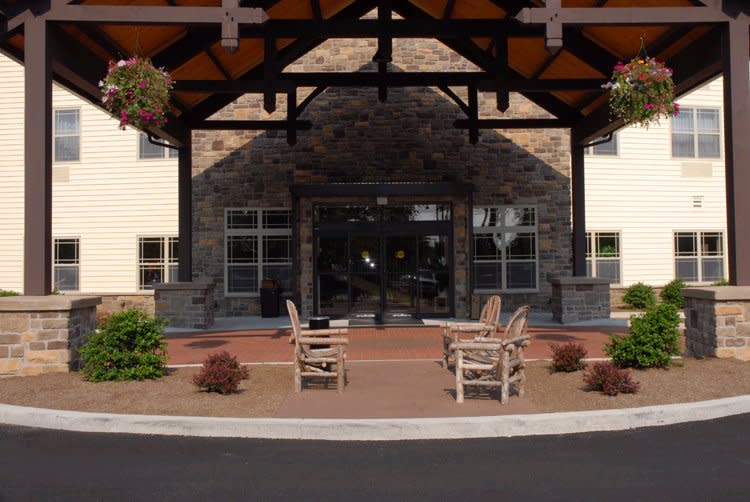 Comfort Suites | Lake George, NY 12845