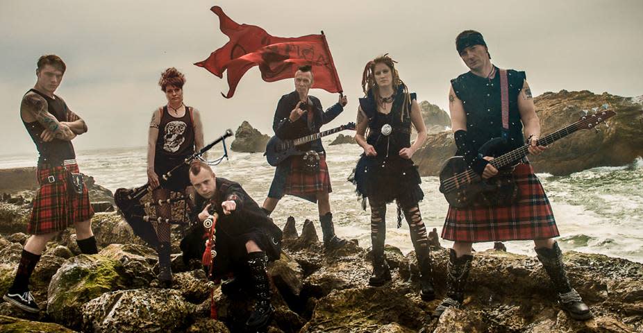 Кельтский рок фолк. Cruachan обложка. Brutus группа. Кельты шотландцы. Ирландские узоры.