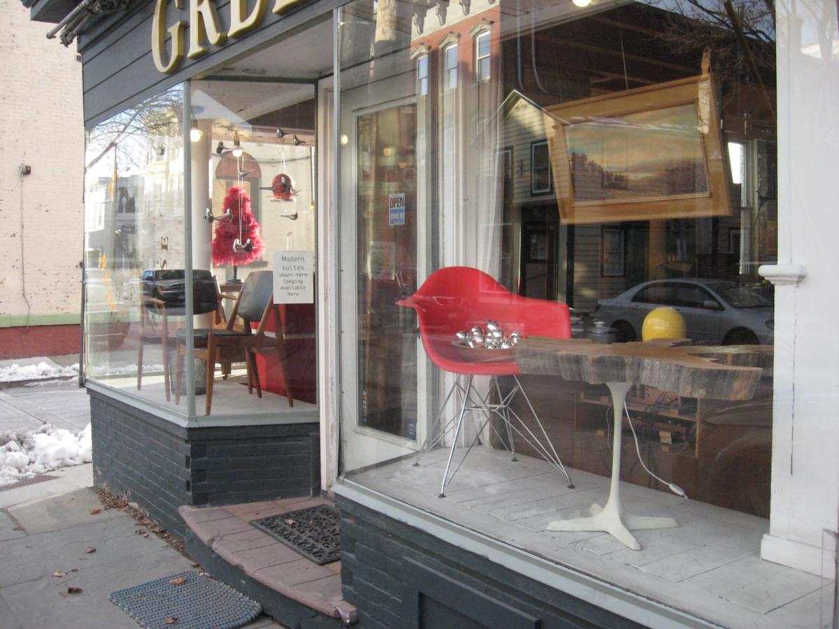 Green Saugerties, NY 12477