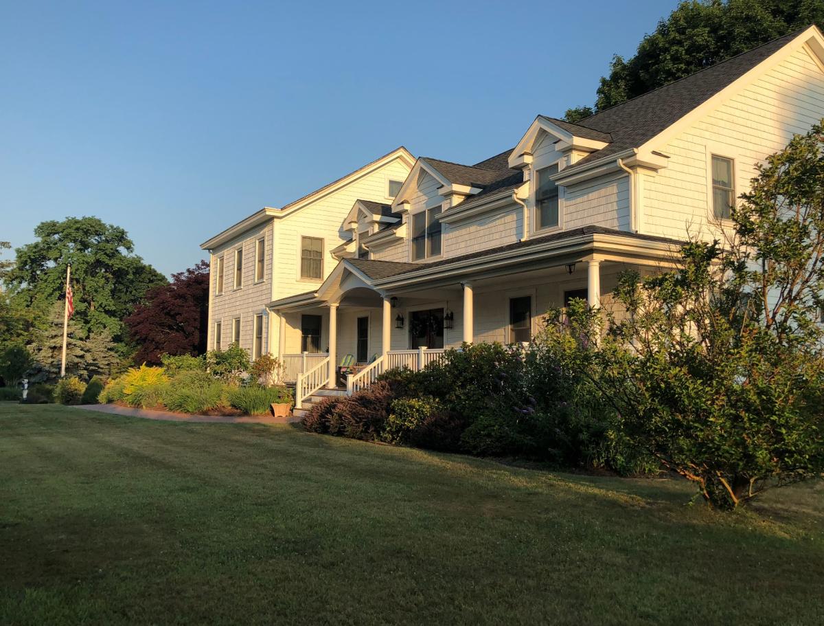 Coffey House Bed & Breakfast East Marion, NY 11939