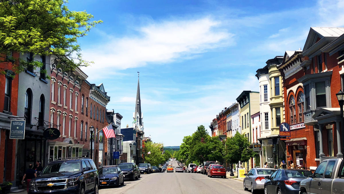 Warren Street in Hudson Hudson, NY 12534