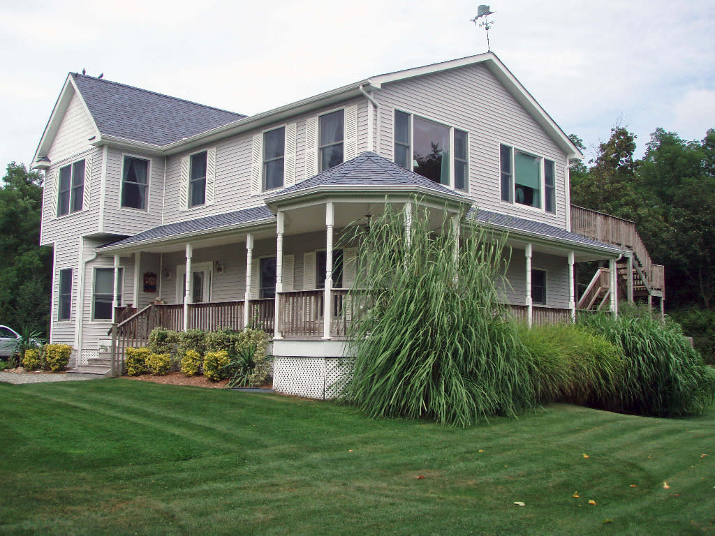 Home with Water Views Orient Point, NY 11957