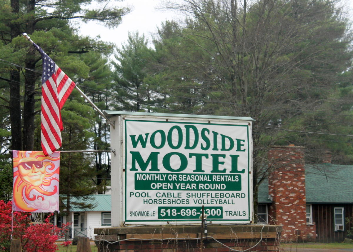 Woodside Motel And Rentals Lake Luzerne Ny 12846