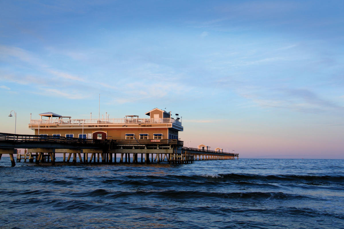 Ocean View Fishing Pier Restaurant 