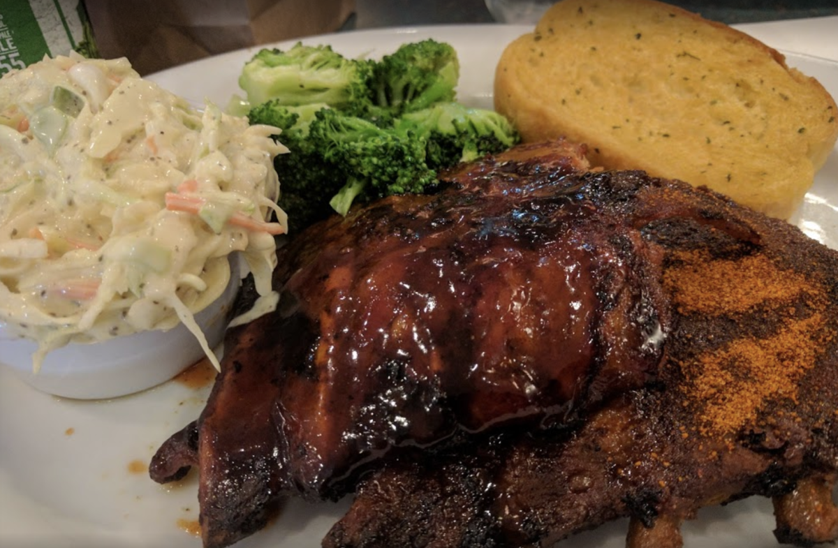 Smokey Bones Bar & Fire Grill
