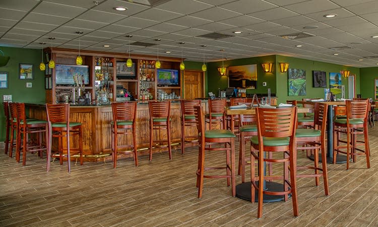 Sandtrap Sports Bar and Grill