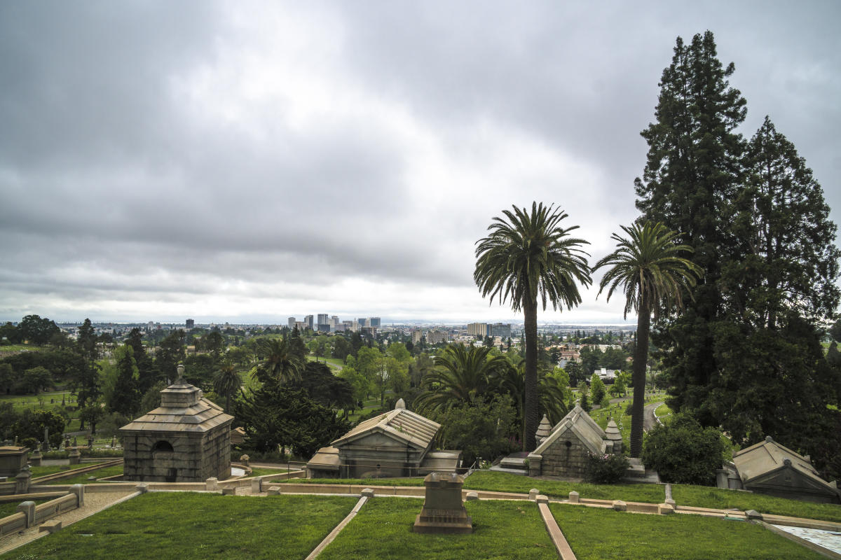 Mountain View Cemetery Oakland CA