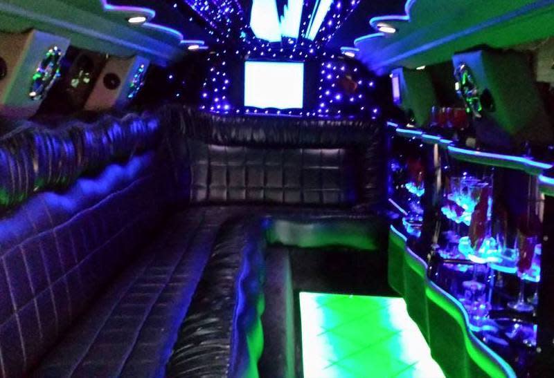 Emerald Limousine Omaha | Omaha, NE 68127