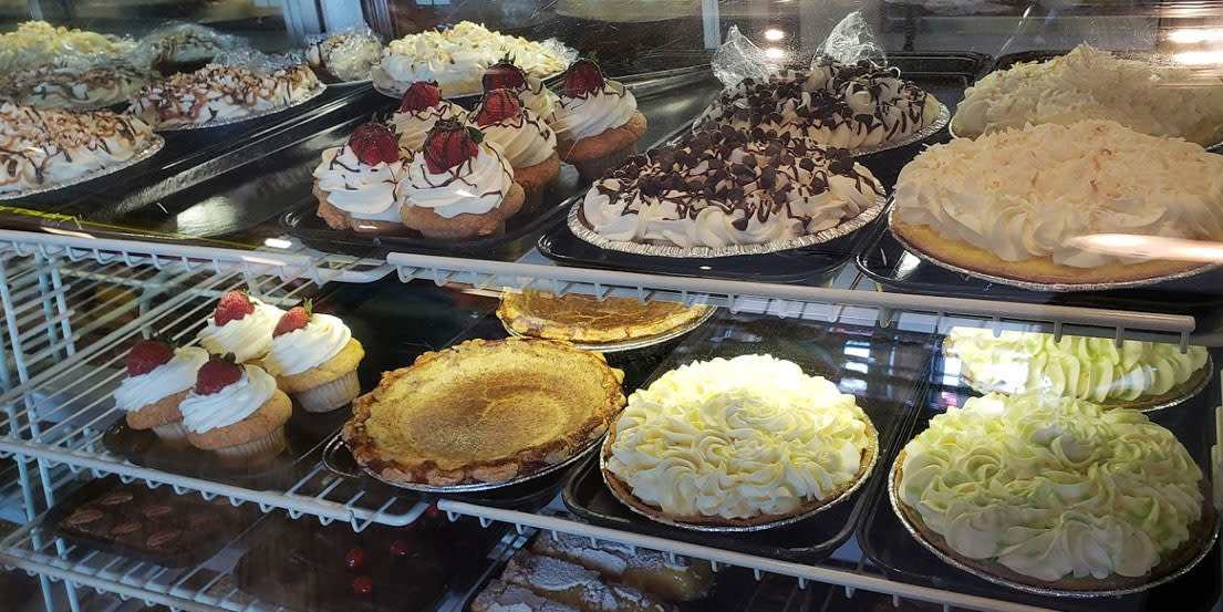 FarmHouse Cafe and Bakery Omaha, NE 68127