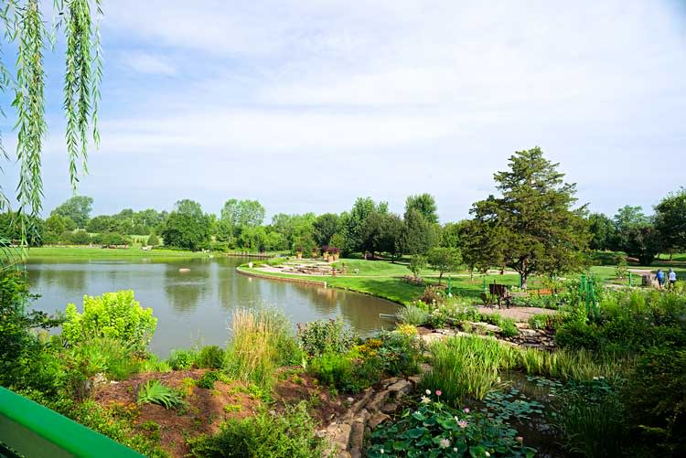 Overland Park Arboretum & Botanical Gardens | Overland Park, KS 66013