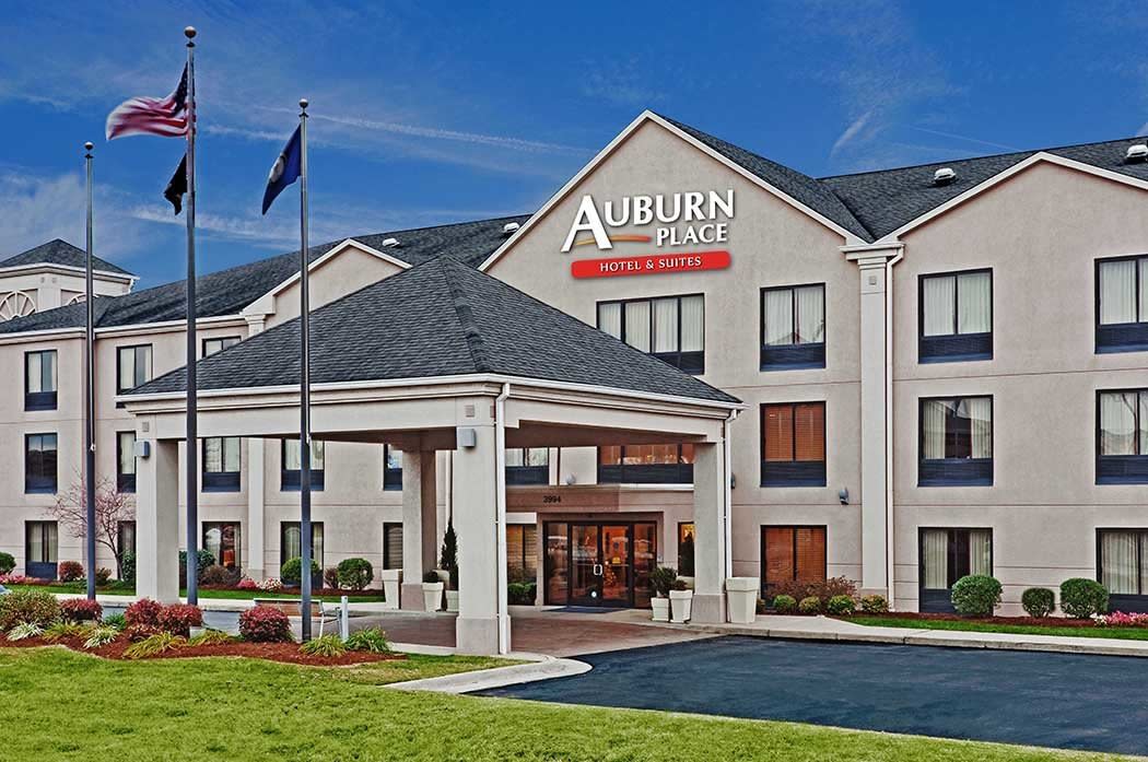 Auburn Place Hotel & Suites