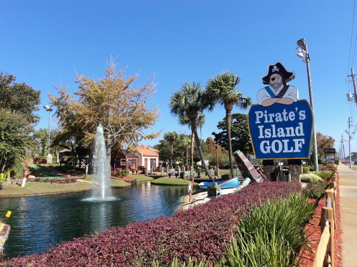 Pirate S Island Adventure Golf Panama City Beach Fl 32407