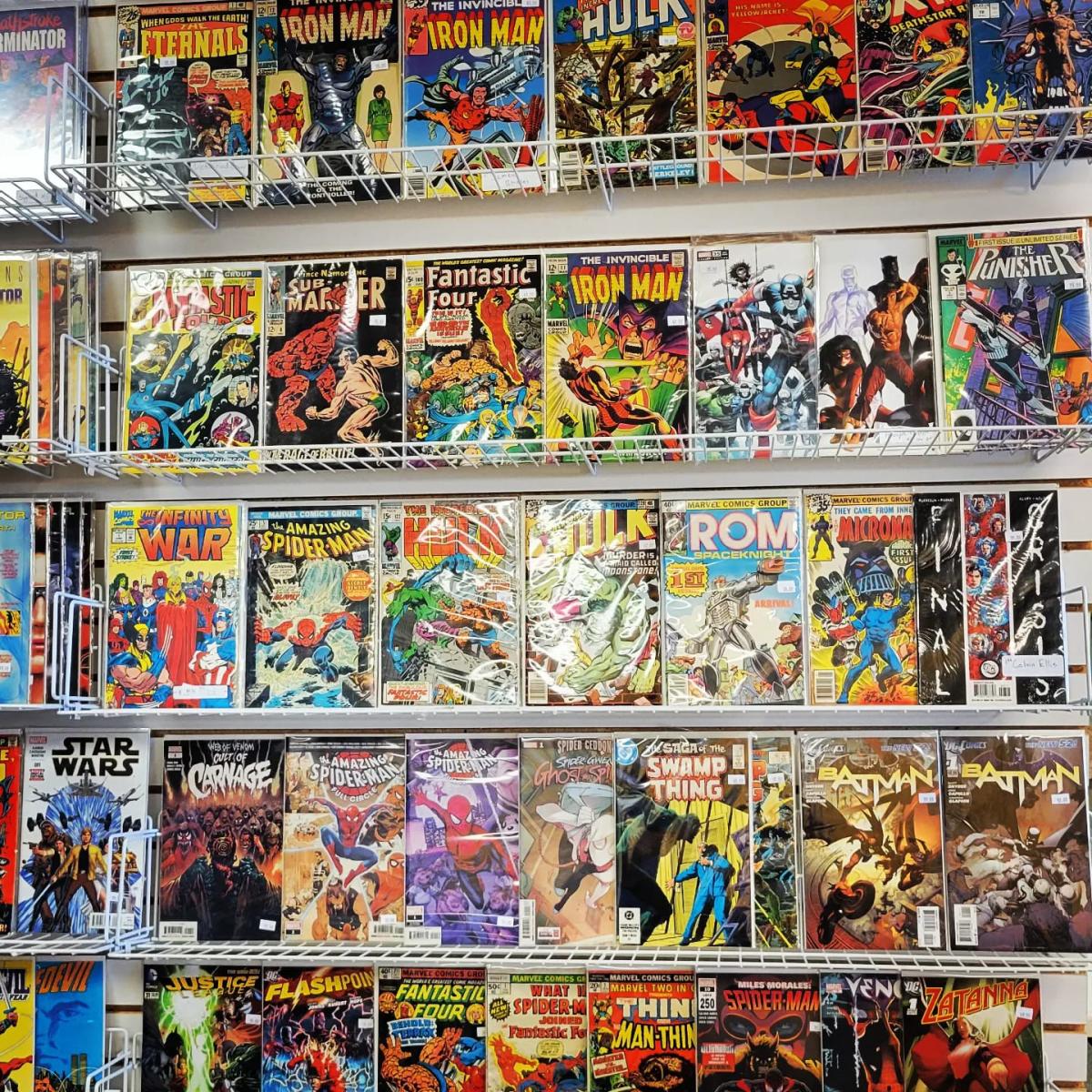 Zeek's Comics and Games Washington, IL