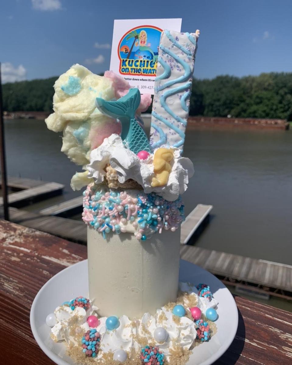 Kuchie's On The Water Creve Coeur, IL