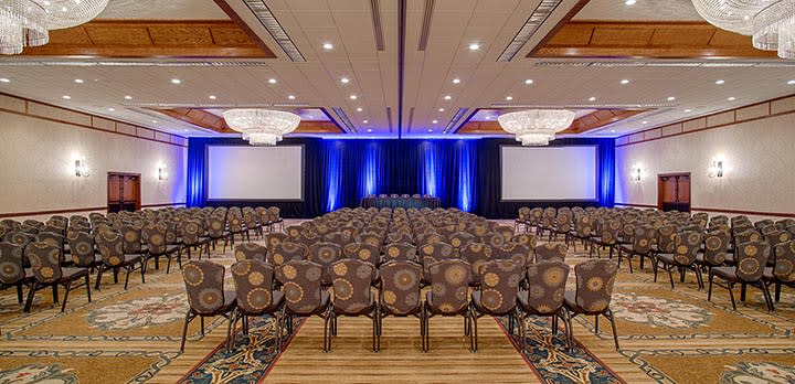 Crowne Plaza PhoenixChandler Golf Resort Chandler AZ, 85225