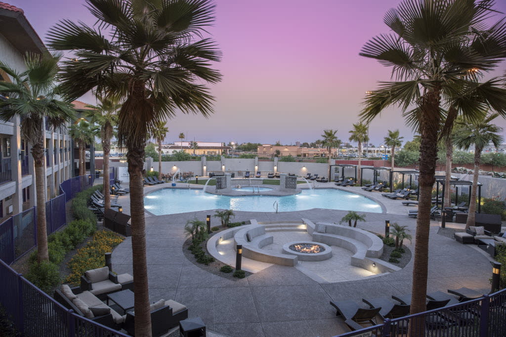 Grand Canyon University Hotel