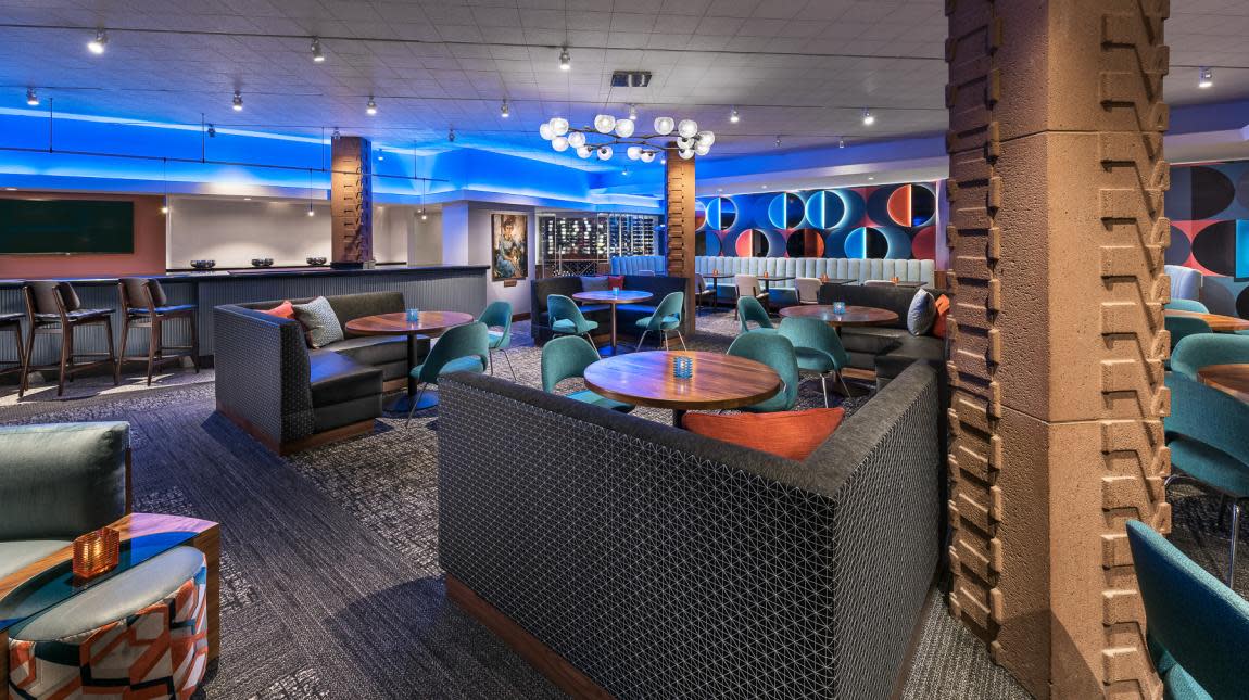 ZuZu Lounge at Hotel Valley Ho Scottsdale AZ, 85251