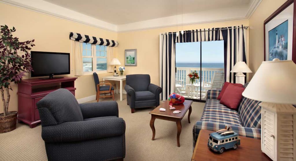 Pismo Lighthouse Suites